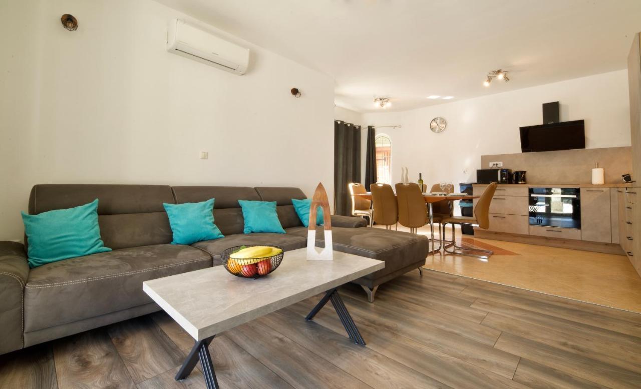 Relax House Nizic Villa Drazice Buitenkant foto